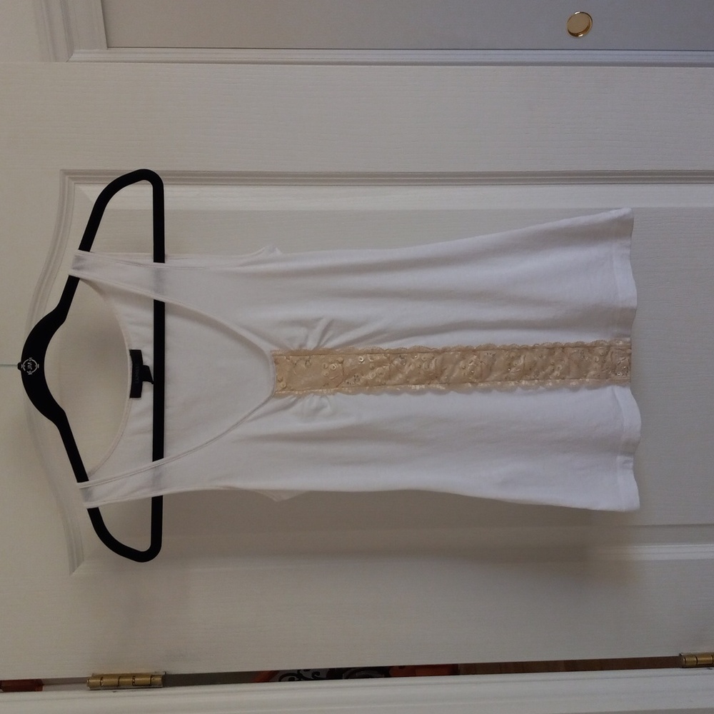 Express, size M, white with beige lace & sequence tank top.
